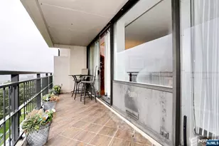 4 Horizon Road 815, Fort Lee, NJ 07024 - Photo 27