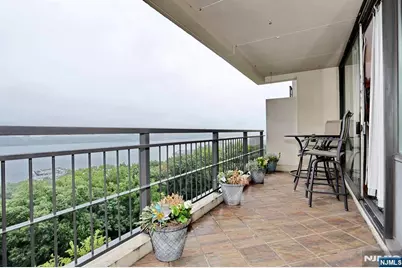 4 Horizon Road 815 #815, Fort Lee, NJ 07024 - Photo 25