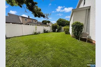 622 Hackensack, Carlstadt, NJ 07072 - Photo 23