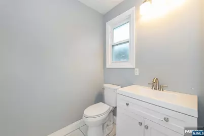 31 Mulberry Street, Elmwood Park, NJ 07407 - Photo 11