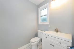 31 Mulberry St, Elmwood Park, NJ 07407 - Photo 11