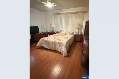 735 7th Street, Secaucus, NJ 07094 - Photo 13