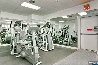 2100 Linwood Avenue 15A #15A, Fort Lee, NJ 07024 - Photo 39