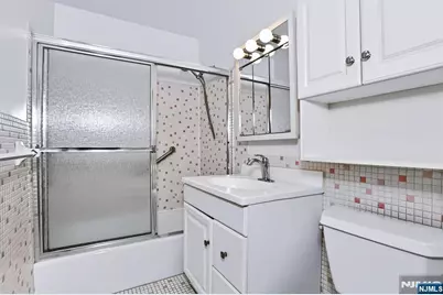 2100 Linwood Avenue 15A #15A, Fort Lee, NJ 07024 - Photo 23