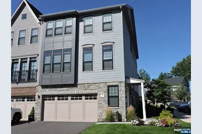 32 Melody Lane, Upper Saddle River, NJ 07458 - Photo 1