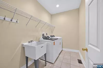 81 Bracken Hill Road, Hardyston Township, NJ 07419 - Photo 27