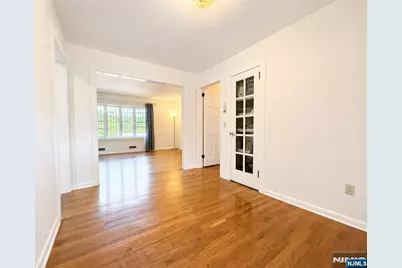 50 Knolls Road, Bloomingdale, NJ 07403 - Photo 5