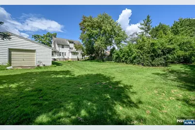 327 Rifle Camp Road, Little Falls Township, NJ 07424 - Photo 29
