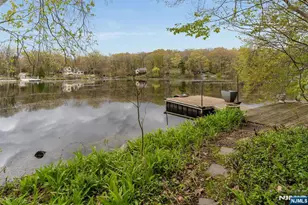351 Lakeshore Dr, Vernon, NJ 07422 - Photo 1
