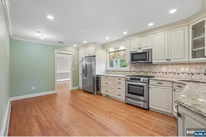 33 Randolph Street, Park Ridge, NJ 07656 - Photo 17