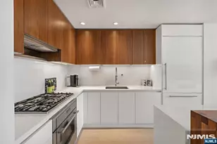 1000 Maxwell Ln Ph12G, Hoboken, NJ 07030 - Photo 3