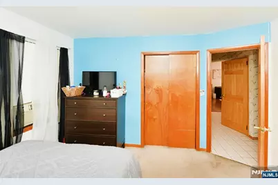 62 Knapp Avenue, Clifton, NJ 07011 - Photo 11