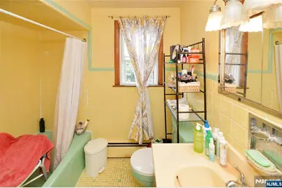 62 Knapp Avenue, Clifton, NJ 07011 - Photo 21