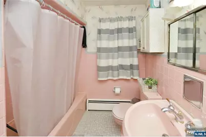62 Knapp Avenue, Clifton, NJ 07011 - Photo 7