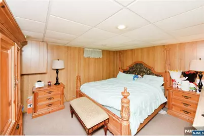 62 Knapp Avenue, Clifton, NJ 07011 - Photo 13