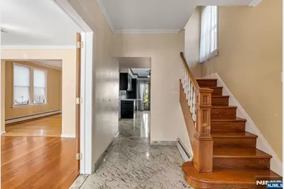 151 Summit Avenue, Cliffside Park, NJ 07010 - Photo 5