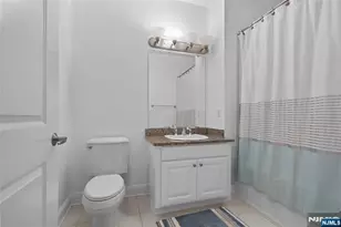20 Ave At Port Imperial 403, West New York, NJ 07093 - Photo 17