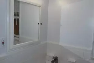 631 2nd Ave 2nd Floor, Lyndhurst Township, NJ 07071 - Photo 15