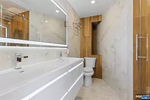 7 Sterling Pl 1, Edgewater, NJ 07020 - Photo 23