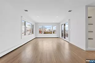 7 Sterling Pl 1, Edgewater, NJ 07020 - Photo 11