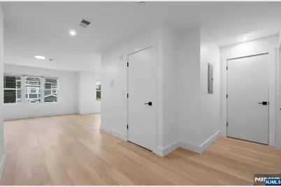 645 10th Street 2 #2, Newark, NJ 07108 - Photo 5