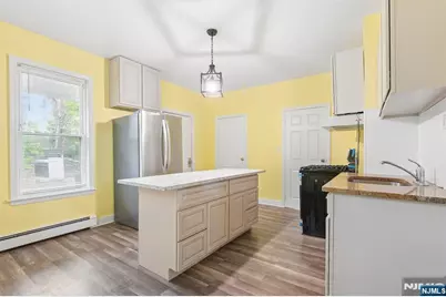 201 Center Street, Orange, NJ 07050 - Photo 7