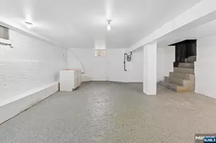 201 Center St, Orange, NJ 07050 - Photo 19
