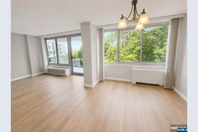 1 Claridge Drive 114 #114, Verona, NJ 07044 - Photo 5