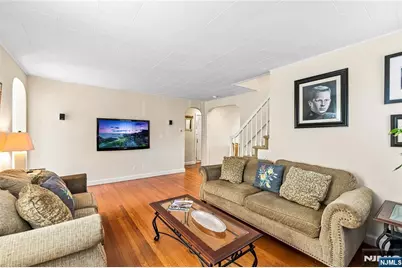 253 Birchwood Road, New Milford, NJ 07646 - Photo 7