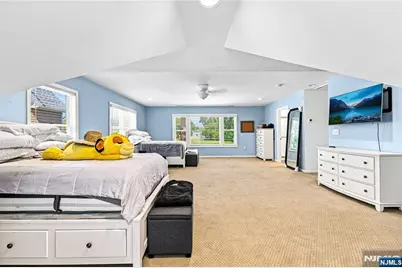 253 Birchwood Road, New Milford, NJ 07646 - Photo 19