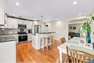 253 Birchwood Road, New Milford, NJ 07646 - Photo 9