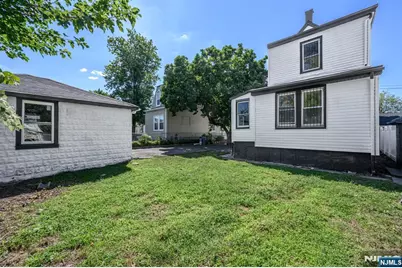 18 Fuller Place, Irvington, NJ 07111 - Photo 39