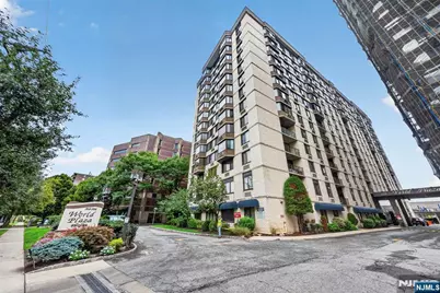 326 Prospect Avenue 9J #9J, Hackensack, NJ 07601 - Photo 1