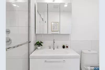 380 Newark Avenue 406 #406, Jersey City, NJ 07302 - Photo 23