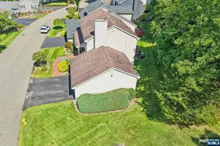 12 Clearwater Dr, Wayne, NJ 07470 - Photo 41