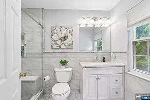 12 Clearwater Dr, Wayne, NJ 07470 - Photo 31