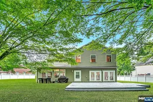 8 Mary Ct, Mahwah, NJ 07430 - Photo 17