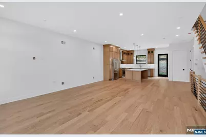 522 Valley Road 3 #3, Clifton, NJ 07013 - Photo 11