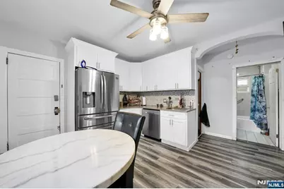 74 Christie Avenue, Clifton, NJ 07011 - Photo 5