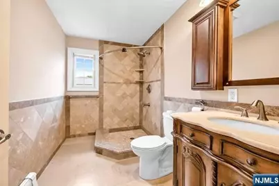 400 E 54th Street A #A, Elmwood Park, NJ 07407 - Photo 19