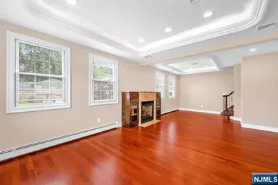 400 E 54th Street A #A, Elmwood Park, NJ 07407 - Photo 5