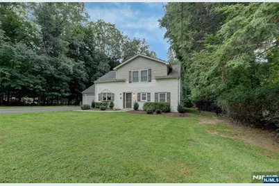 64 Grove Street, Oakland, NJ 07436 - Photo 5