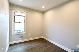 59 Locust Ave 1R, Wallington, NJ 07057 - Photo 11