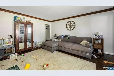 1147 Goffle Road, Hawthorne, NJ 07506 - Photo 17