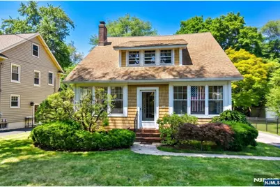 140 Harding Road, Glen Rock, NJ 07452 - Photo 1