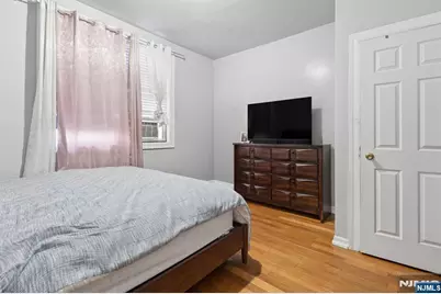 126 Verona Avenue, Newark, NJ 07104 - Photo 7
