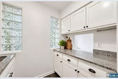 605 Grove Street, Clifton, NJ 07013 - Photo 11