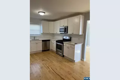 36 James Place 2 #2, Lodi, NJ 07644 - Photo 5