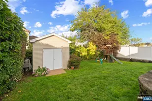 8 Vanderbilt Pl, North Arlington, NJ 07031 - Photo 21