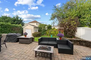 8 Vanderbilt Pl, North Arlington, NJ 07031 - Photo 23